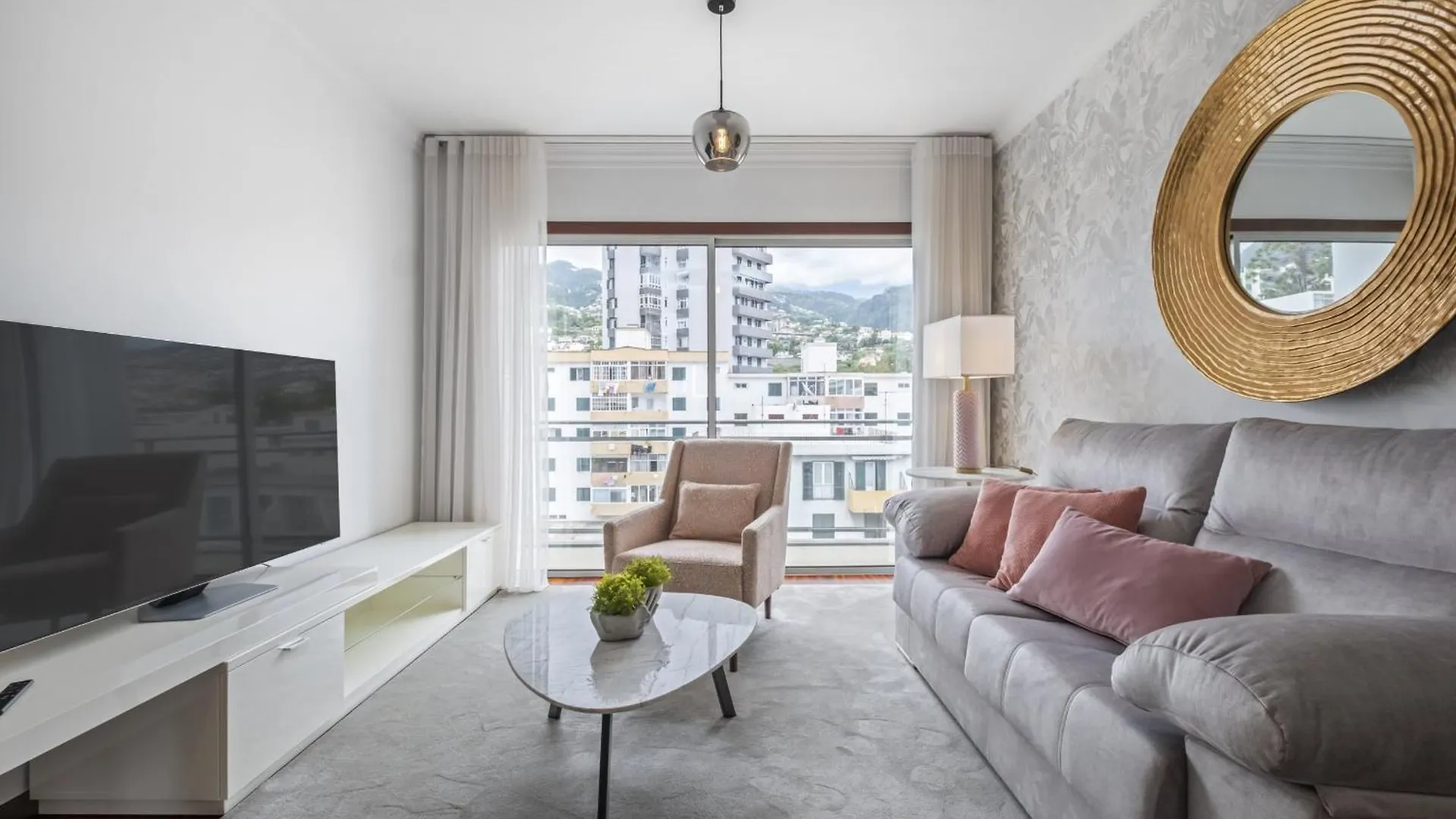 Fifth Apartment By Madeira Sun Travel Funchal